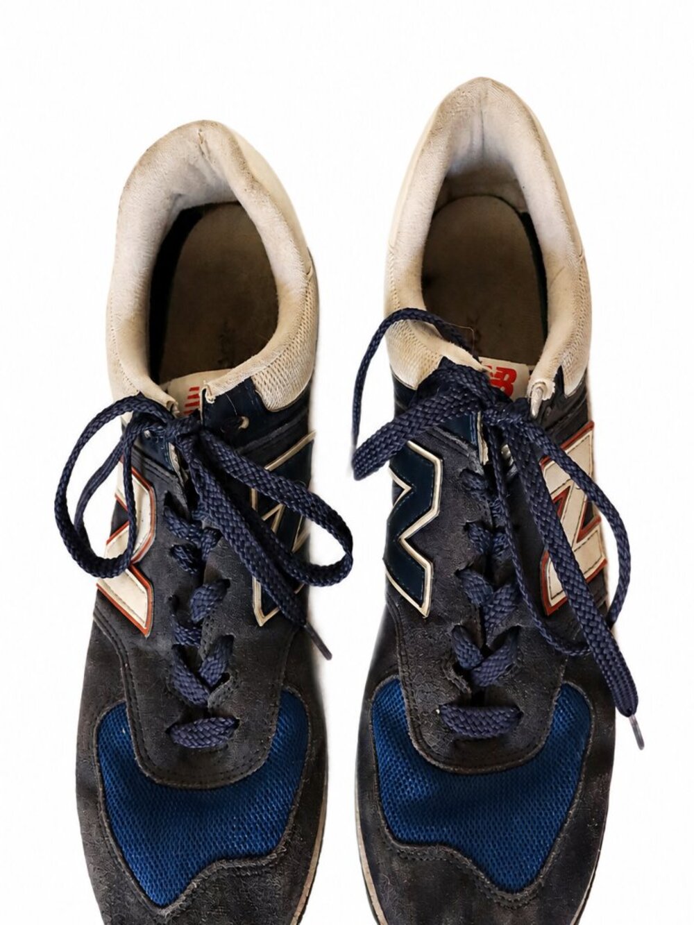 New Balance 574 Men’s Size 10.5 Navy Blue Gray Suede Mesh Sneakers